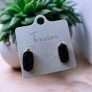 🎉HP🎉NEW! Treasure Black Druzy Elongated Stud Earrings